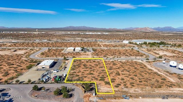 8851 Trigg Lp, Las Cruces, NM 88007