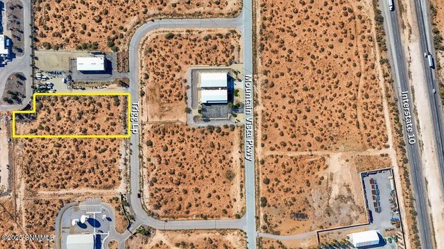 8851 Trigg Lp, Las Cruces, NM 88007