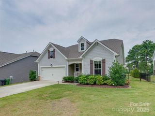 16108 Langston Drive, Charlotte, NC 28278