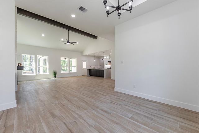 159 Road 6613, Dayton, TX 77535