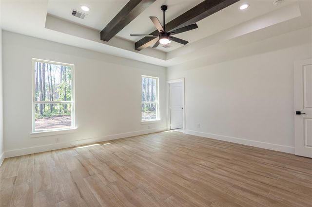 159 Road 6613, Dayton, TX 77535