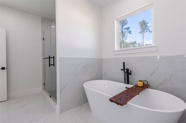 159 Road 6613, Dayton, TX 77535