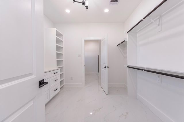 159 Road 6613, Dayton, TX 77535