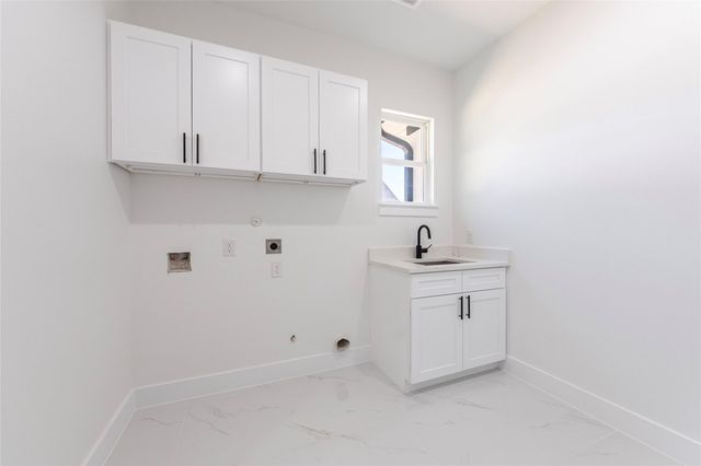 159 Road 6613, Dayton, TX 77535