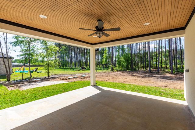 159 Road 6613, Dayton, TX 77535