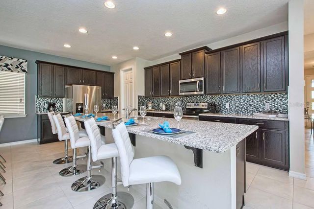 9015 SUNSHINE RIDGE LOOP, Kissimmee, FL 34747