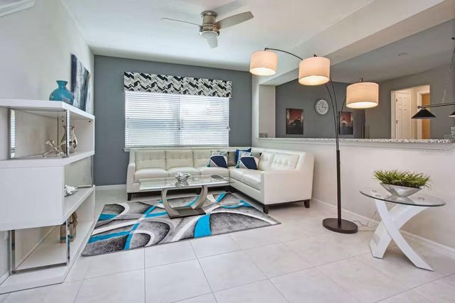 9015 SUNSHINE RIDGE LOOP, Kissimmee, FL 34747