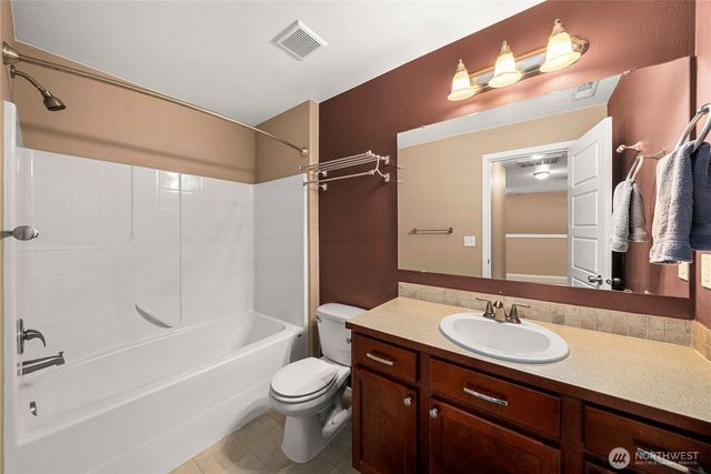 8206 42nd Street Ct W, University Place, WA 98466