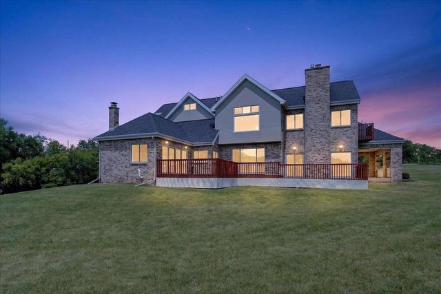 2161 County Road JG, Blue Mounds, WI 53572