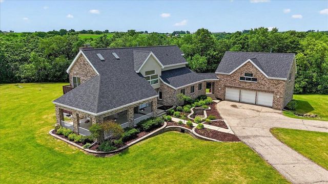 2161 County Road JG, Blue Mounds, WI 53572