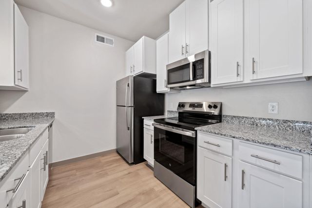 691 Union Chapel RD S1, Cedar Creek, TX 78612