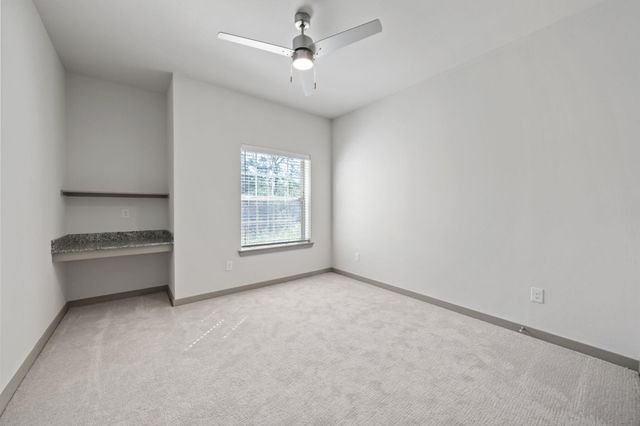 691 Union Chapel RD S1, Cedar Creek, TX 78612
