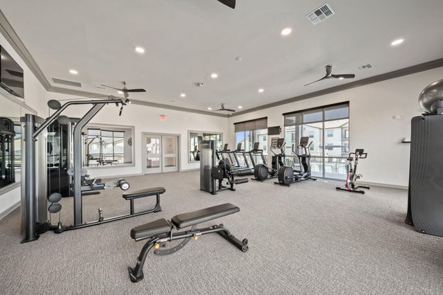 691 Union Chapel RD S1, Cedar Creek, TX 78612