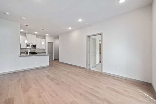 691 Union Chapel RD S1, Cedar Creek, TX 78612