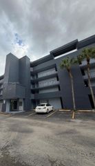 310 Fontainebleau Blvd 206, Miami, FL 33172