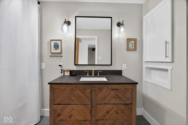 8166 State Road 43, Bloomington, IN 47401