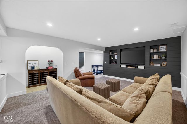 8166 State Road 43, Bloomington, IN 47401