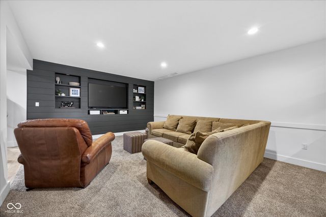 8166 State Road 43, Bloomington, IN 47401