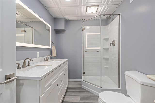 12349 N Sherman Lake Drive, Augusta, MI 49012