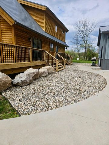 12349 N Sherman Lake Drive, Augusta, MI 49012