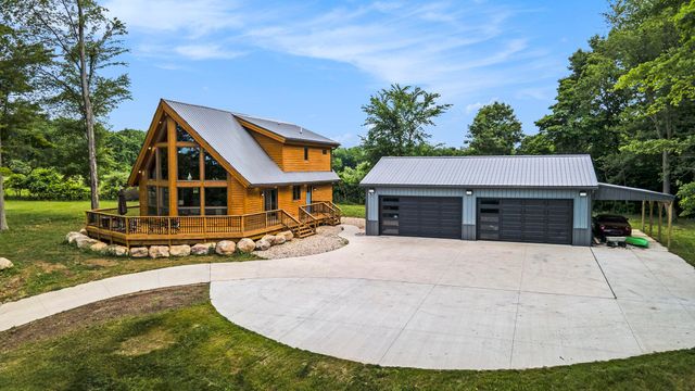 12349 N Sherman Lake Drive, Augusta, MI 49012
