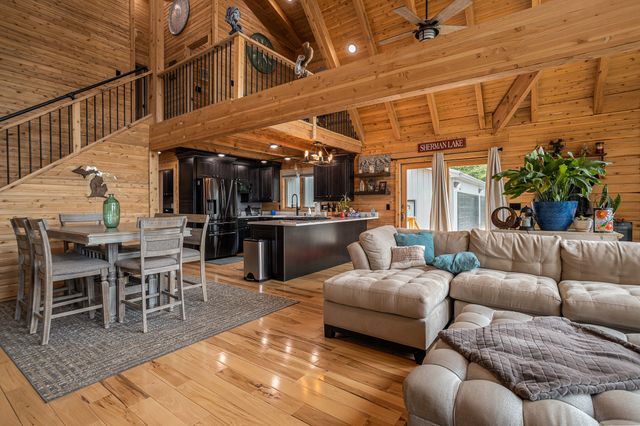 12349 N Sherman Lake Drive, Augusta, MI 49012