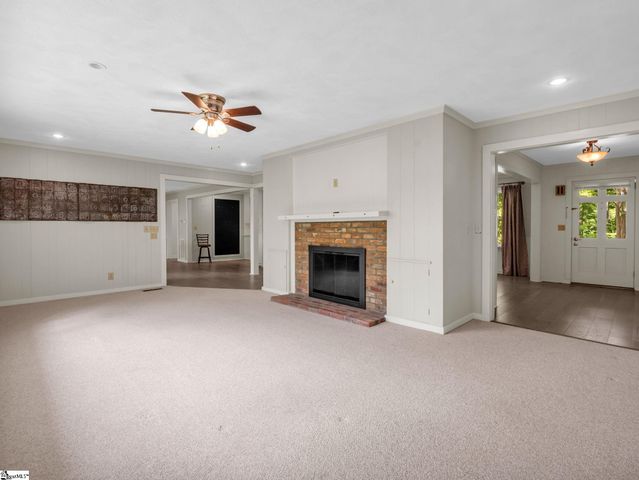 7 Heartstone Lane, Landrum, SC 29356