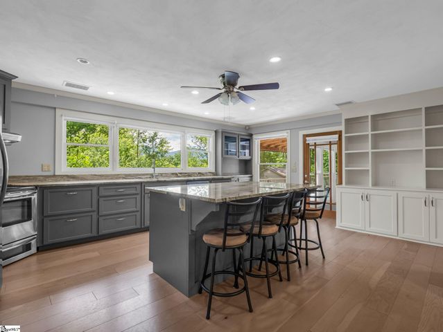 7 Heartstone Lane, Landrum, SC 29356