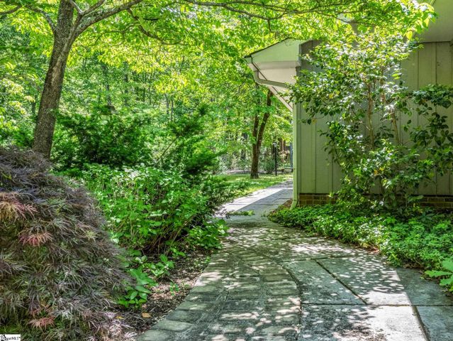 7 Heartstone Lane, Landrum, SC 29356