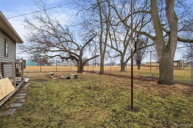 1925 Anne Avenue, Lincoln Park, MI 48146