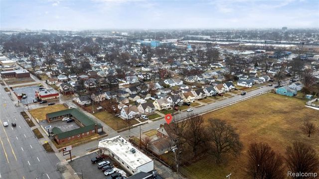 1925 Anne Avenue, Lincoln Park, MI 48146