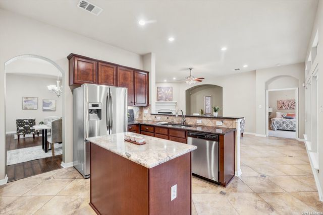 23626 Misty Peak, San Antonio, TX 78258