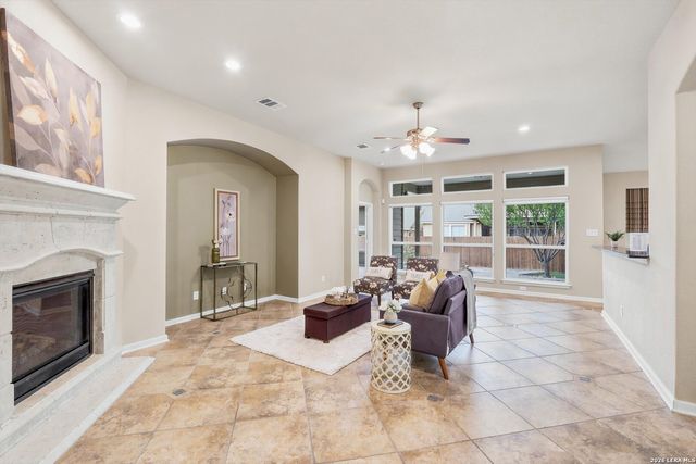 23626 Misty Peak, San Antonio, TX 78258