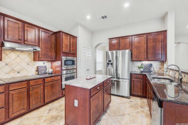23626 Misty Peak, San Antonio, TX 78258
