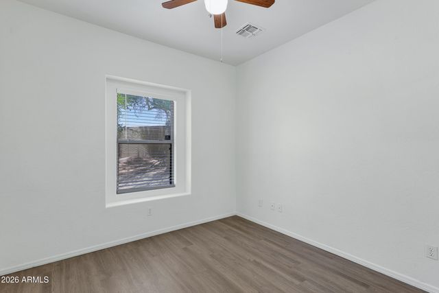 5846 E GRANITE Avenue, Mesa, AZ 85206