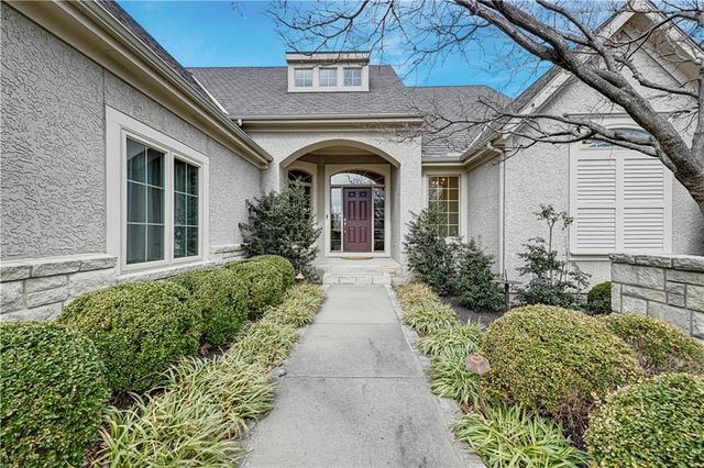 740 Suffolk Lane, Loch Lloyd, MO 64012