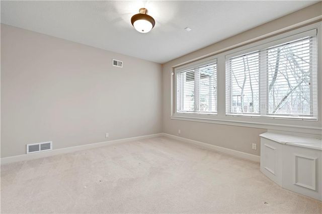 740 Suffolk Lane, Loch Lloyd, MO 64012