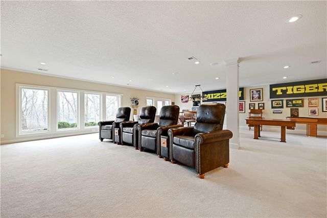 740 Suffolk Lane, Loch Lloyd, MO 64012