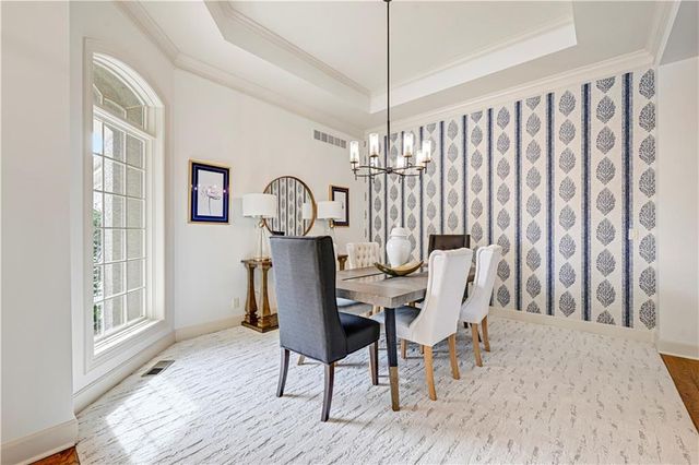 740 Suffolk Lane, Loch Lloyd, MO 64012