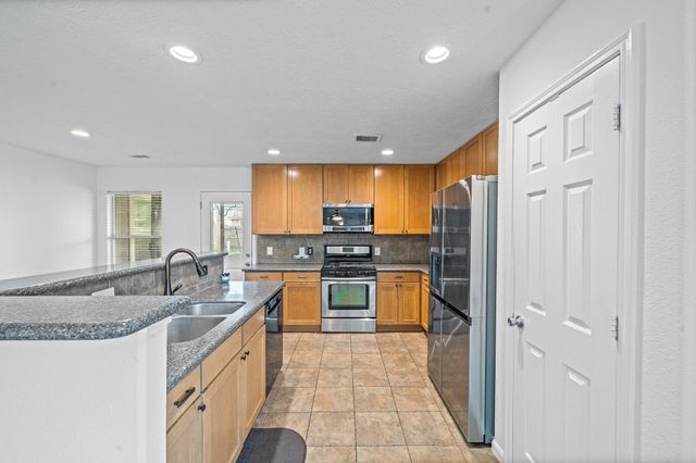 16011 Arapaho Bend Lane, Cypress, TX 77429