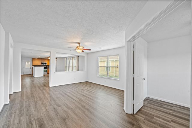 16011 Arapaho Bend Lane, Cypress, TX 77429