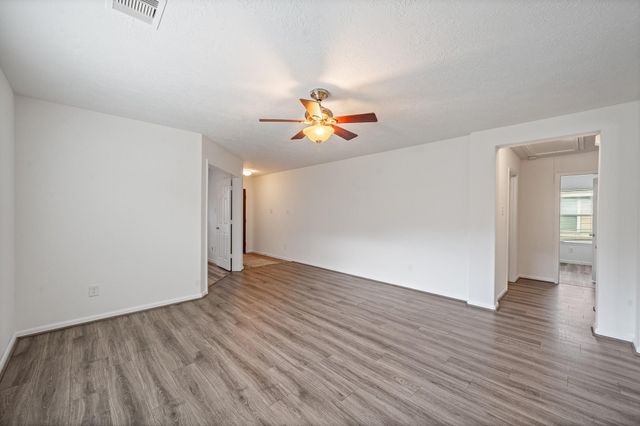 16011 Arapaho Bend Lane, Cypress, TX 77429