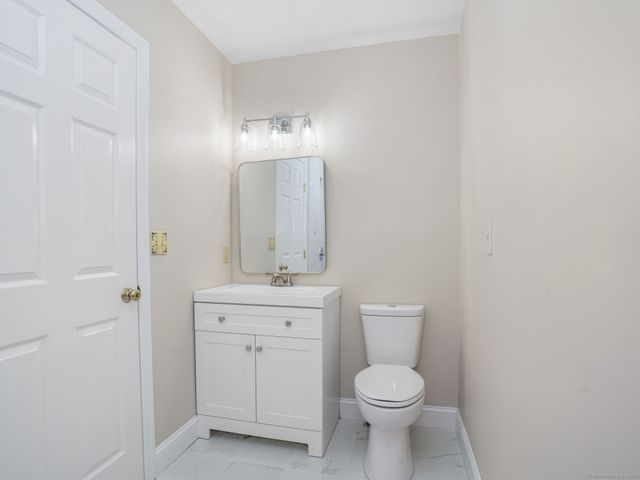 123 Old Belden Hill Road APT 40, Norwalk, CT 06850