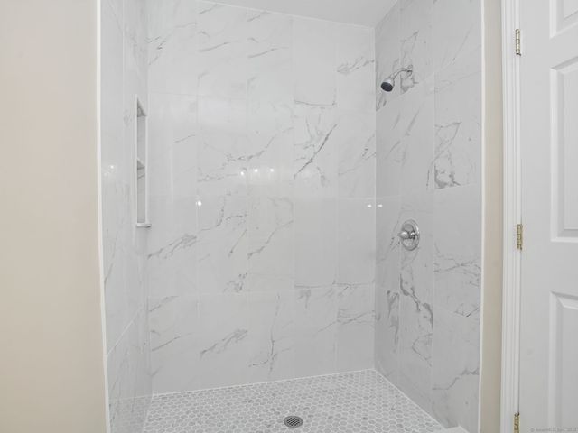 123 Old Belden Hill Road APT 40, Norwalk, CT 06850