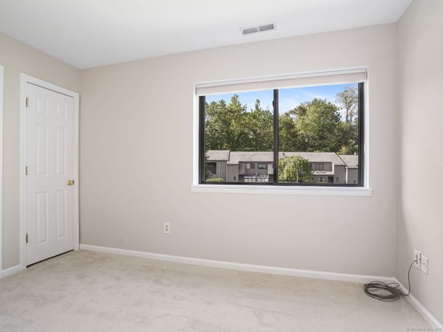 123 Old Belden Hill Road APT 40, Norwalk, CT 06850