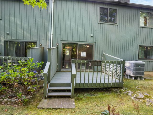 123 Old Belden Hill Road APT 40, Norwalk, CT 06850