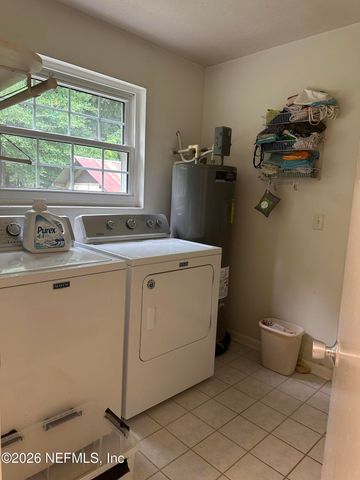 8468 PHILROSE Drive W, Jacksonville, FL 32217