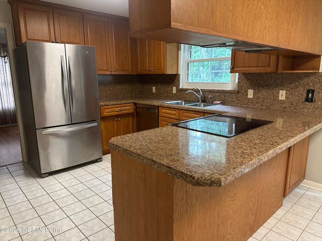 8468 PHILROSE Drive W, Jacksonville, FL 32217