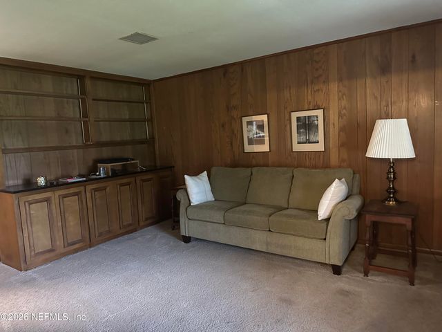 8468 PHILROSE Drive W, Jacksonville, FL 32217
