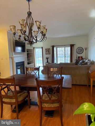 183 CHRISTINA LANDING DR, Wilmington, DE 19801